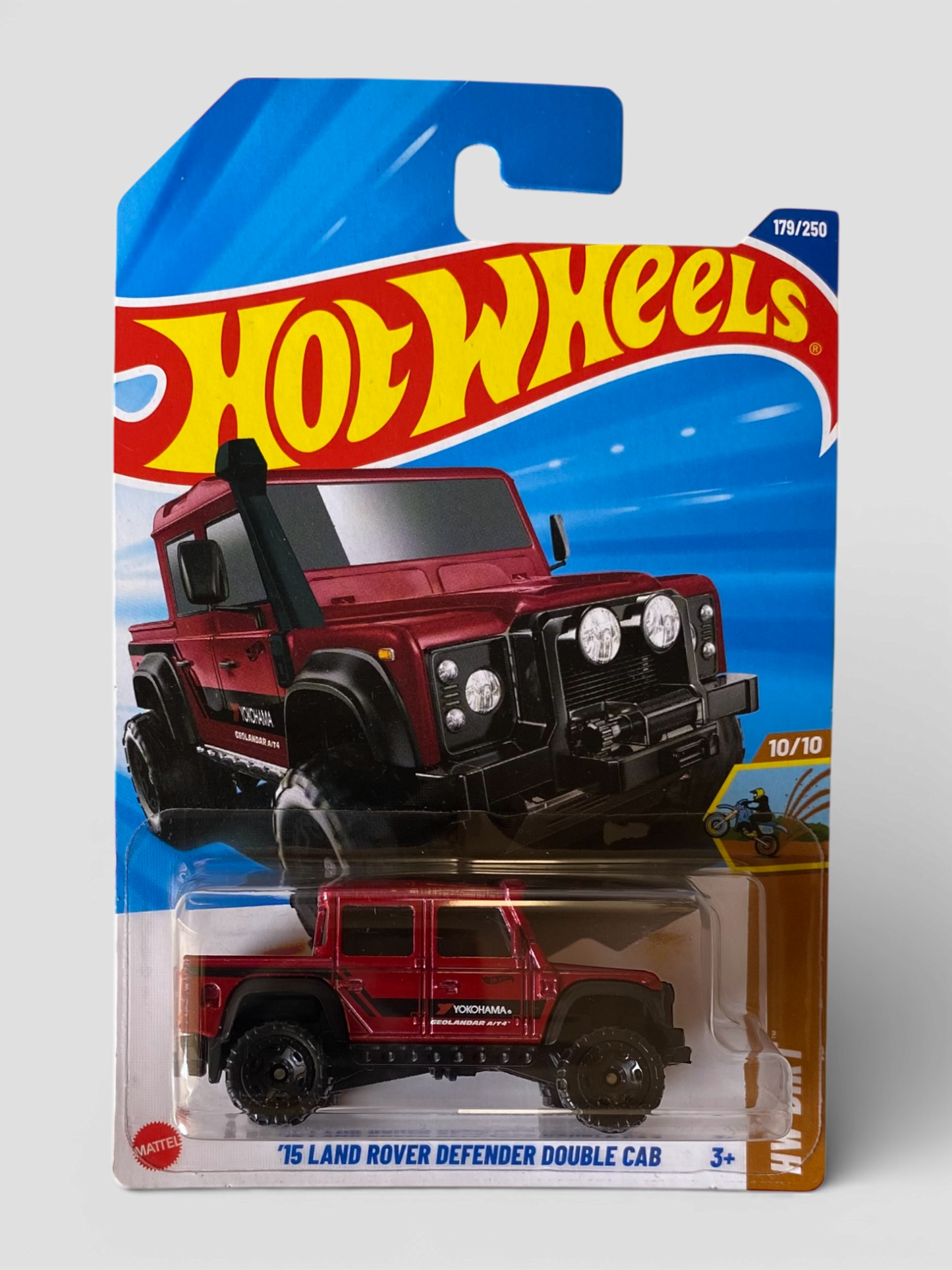 Hot Wheels ‘15 Land Rover Defender Double Cab (Hw Dirt)
