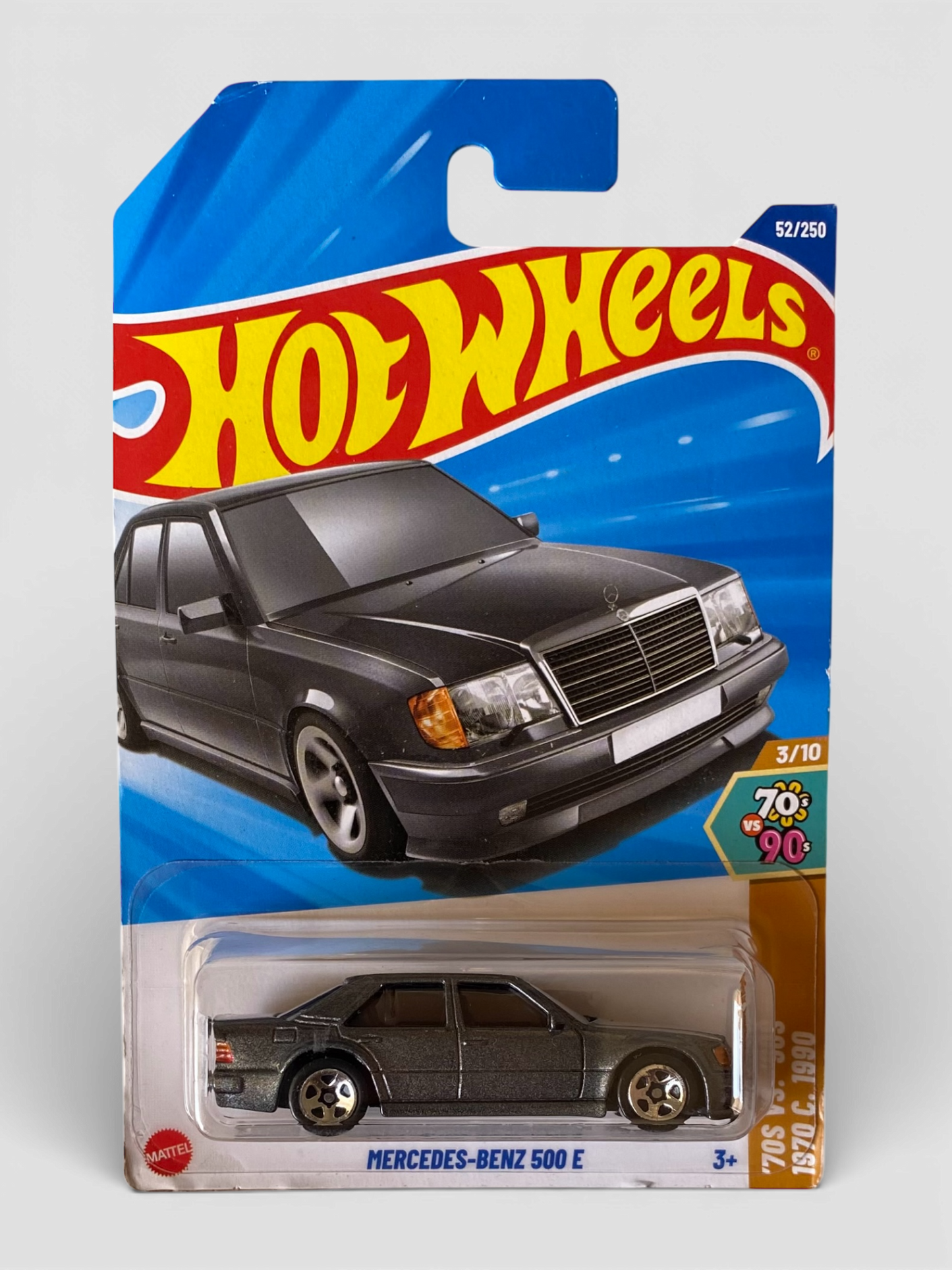 Hot Wheels  Mercedes-Benz 500 E (‘70s VS. ‘90s 1970 C. 1990)